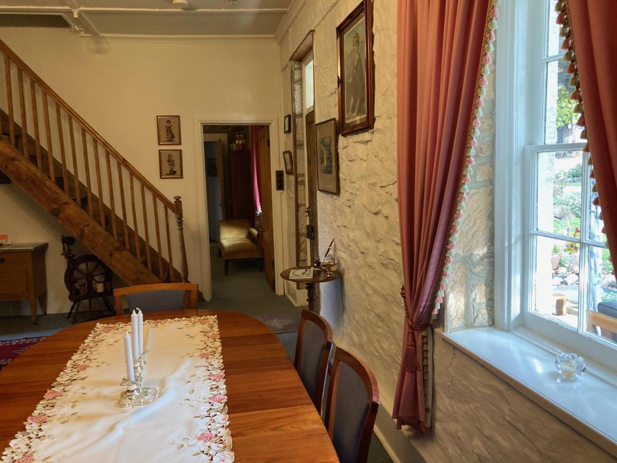 Orford'S Sanda House B&B Экстерьер фото
