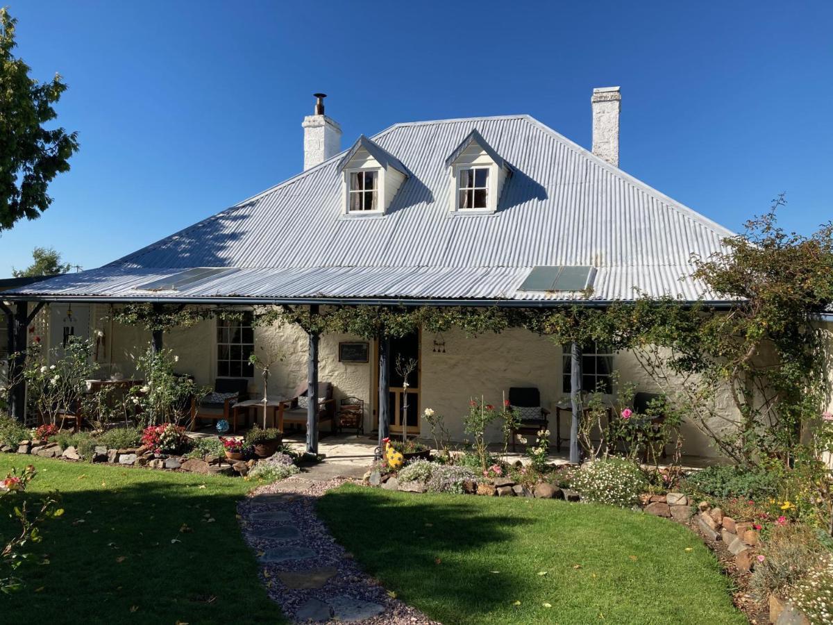 Orford'S Sanda House B&B Экстерьер фото